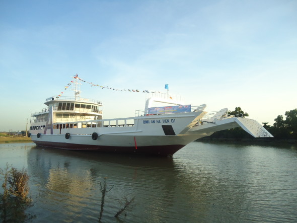 Saigon Shipmarin hạ thuỷ thành công tàu chở khách - ô tô Bình An Hà Tiên 01